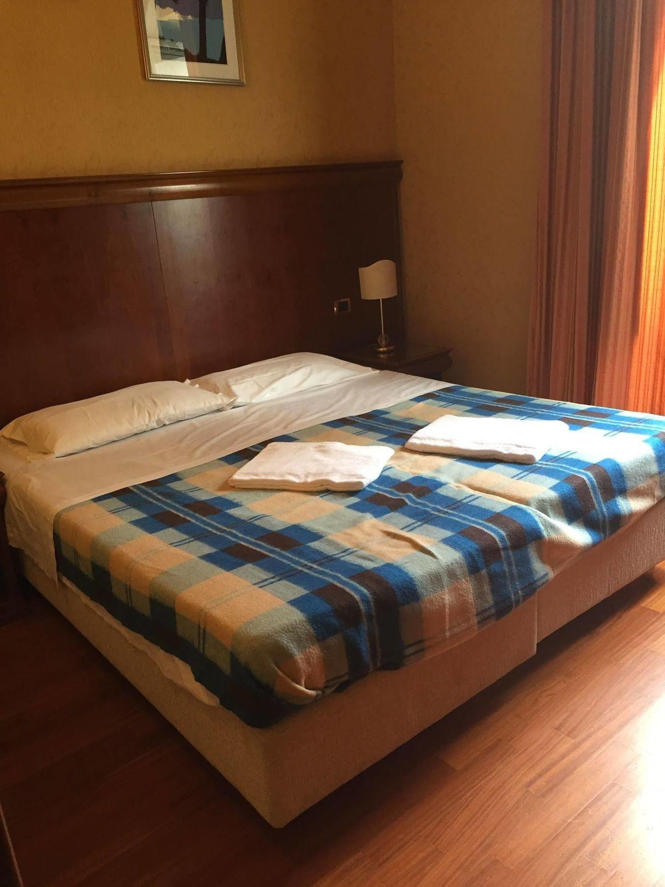 Locanda Otello Рим Экстерьер фото